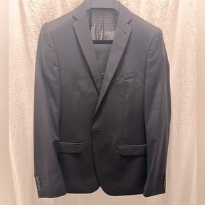 Ben Sherman suit in great condition (worn once for a wedding).